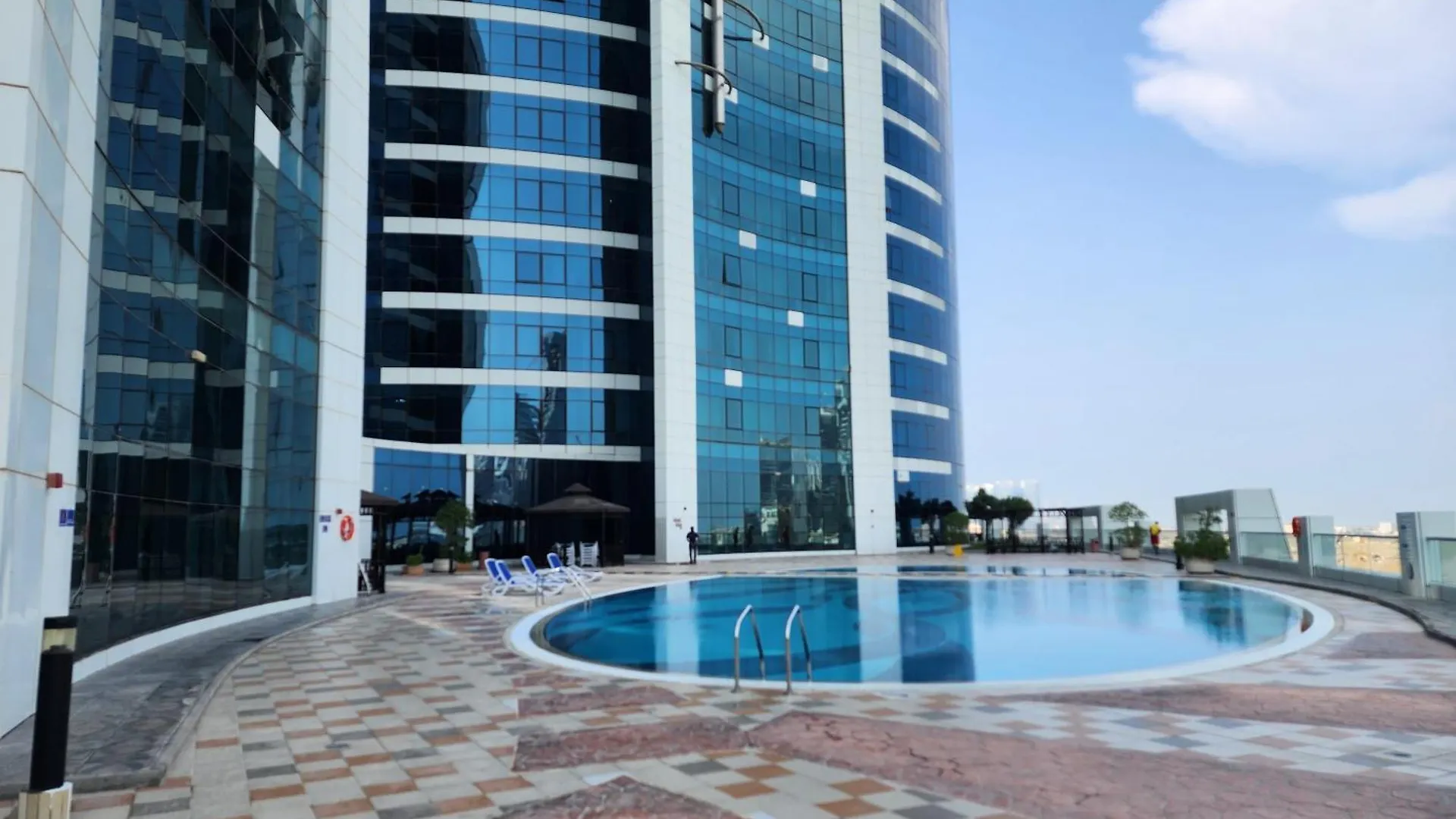 Harf4606 Huge Water Front 1Br Apt With 2 Sofa Beds In Alreem Island Abu Dhabi