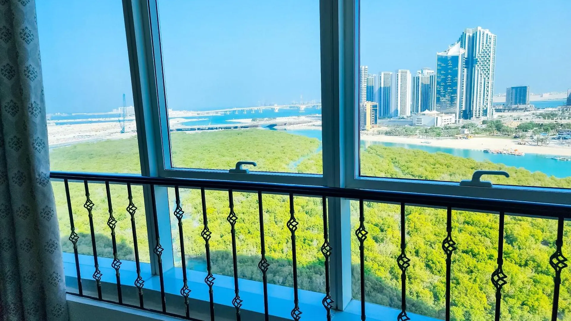 Harf4606 Huge Water Front 1Br Apt With 2 Sofa Beds In Alreem Island location