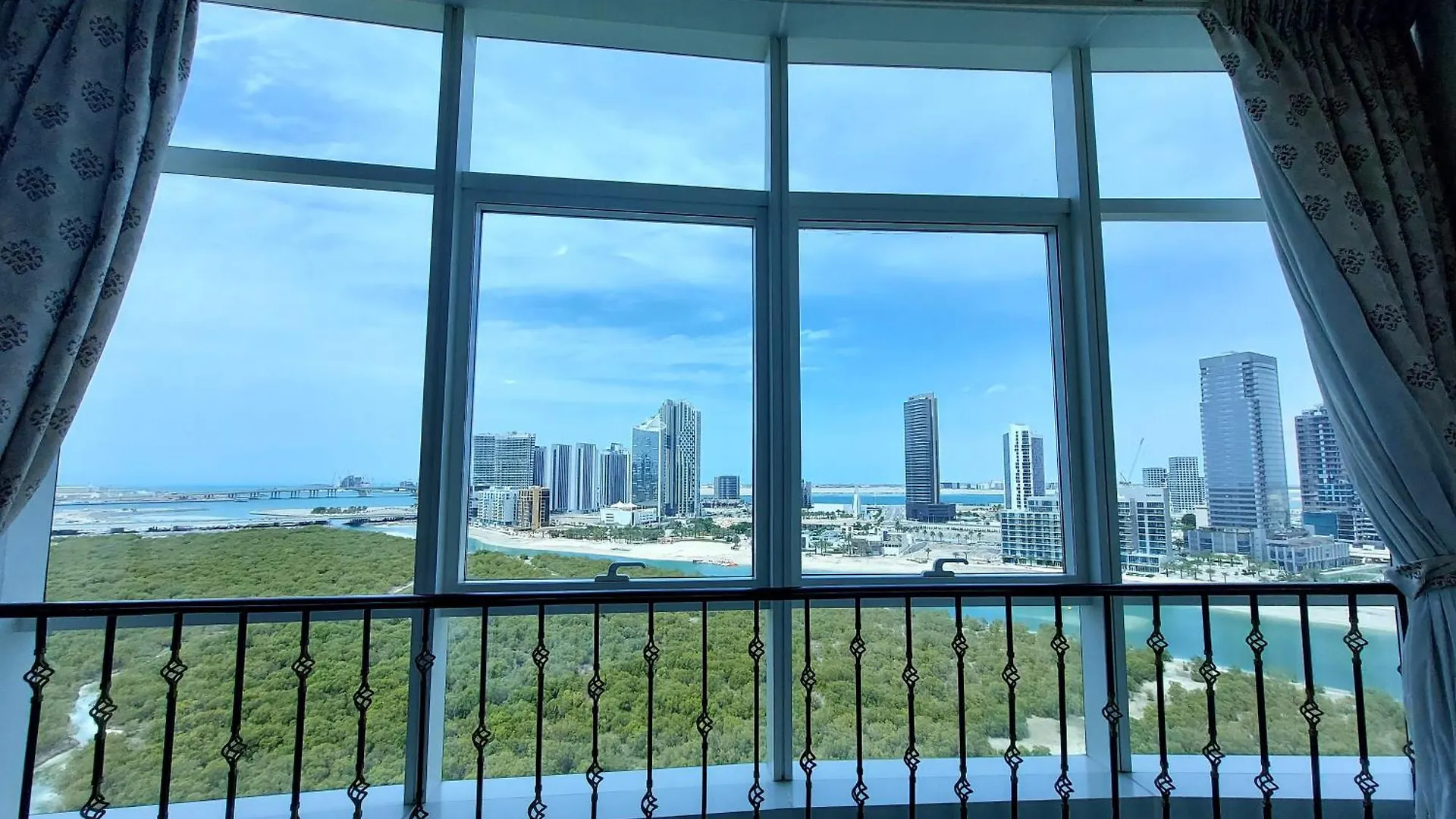 Harf4606 Huge Water Front 1Br Apt With 2 Sofa Beds In Alreem Island Abu Dhabi Appartement